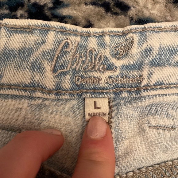 jean shorts - Picture 4 of 4